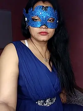 Snapshot of MEERAcle chatting on 10-11-25, 05:44 MEERAcle online show from 10-11-25, 05:44