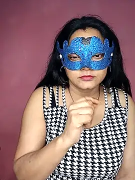 Snapshot of MEERAcle chatting on 10-14-25, 01:06 MEERAcle online show from 10-14-25, 01:06