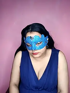 Snapshot of MEERAcle chatting on 10-21-25, 10:32 MEERAcle online show from 10-21-25, 10:32