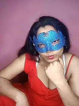 Snapshot of MEERAcle chatting on 11-02-25, 12:57 MEERAcle online show from 11-02-25, 12:57