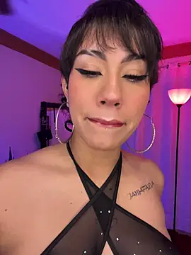 ZahaRose online show from 12-05-25, 06:44