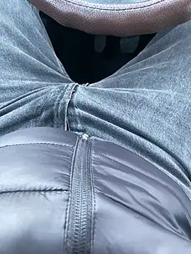 Snapshot of wwwiiilll chatting on 03-14-26, 03:28 wwwiiilll online show from 03-14-26, 03:28