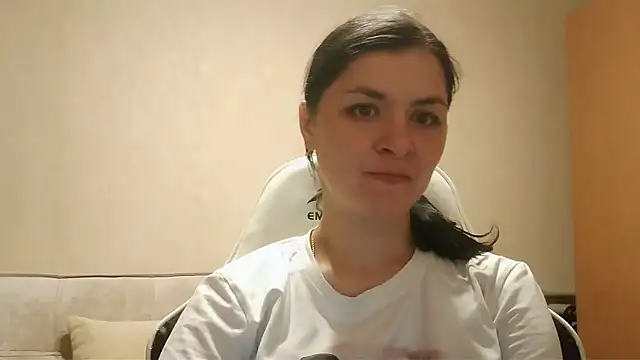 Amanda Soft online show from 09-18-25, 05:37