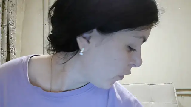 Amanda Soft online show from 10-20-25, 02:12