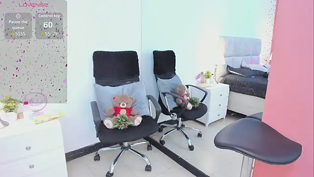 AbbySaennz online show from 09-14-25, 03:22