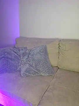 Snapshot of Tina_burton1 chatting on 11-15-25, 07:43 Tina burton1 online show from 11-15-25, 07:43