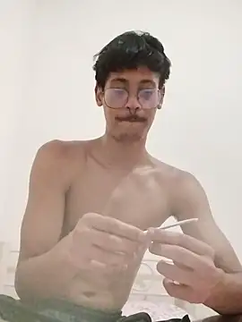 Snapshot of Mago666_ chatting on 11-06-25, 04:46 Mago666 online show from 11-06-25, 04:46