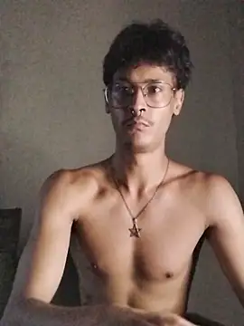 Snapshot of Mago666_ chatting on 11-20-25, 01:17 Mago666 online show from 11-20-25, 01:17