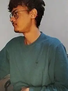 Snapshot of Mago666_ chatting on 12-03-25, 06:43 Mago666 online show from 12-03-25, 06:43