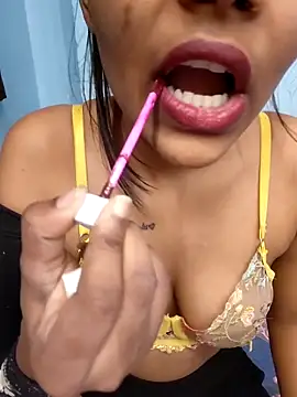 Ema-01 online show from 11-25-25, 09:42