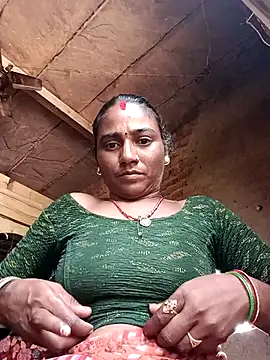 Snapshot of Sapna_hotA chatting on 09-19-25, 06:37 Sapna hotA online show from 09-19-25, 06:37