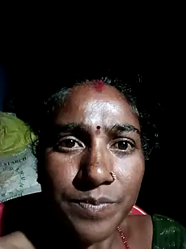 Snapshot of Sapna_hotA chatting on 09-26-25, 06:01 Sapna hotA online show from 09-26-25, 06:01