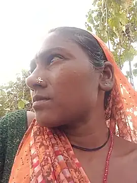 Snapshot of Sapna_hotA chatting on 10-22-25, 07:08 Sapna hotA online show from 10-22-25, 07:08