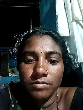Snapshot of Sapna_hotA chatting on 10-24-25, 05:42 Sapna hotA online show from 10-24-25, 05:42