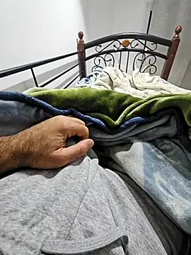 Snapshot of fena-sikerimmm chatting on 11-19-25, 10:54 fena-sikerimmm online show from 11-19-25, 10:54