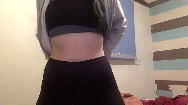 Snapshot of Bellababexox chatting on 10-23-25, 05:40 Bellababexox online show from 10-23-25, 05:40