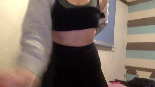 Snapshot of Bellababexox chatting on 10-24-25, 05:48 Bellababexox online show from 10-24-25, 05:48