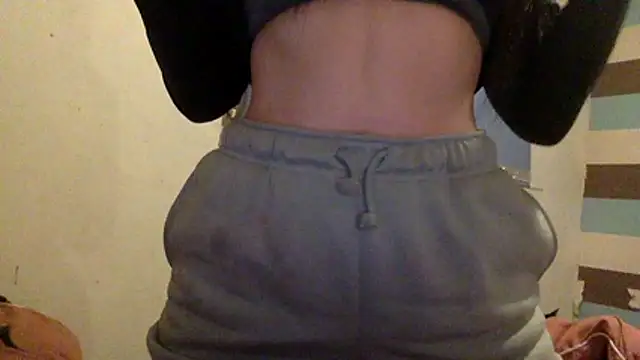 Snapshot of Bellababexox chatting on 11-17-25, 07:36 Bellababexox online show from 11-17-25, 07:36