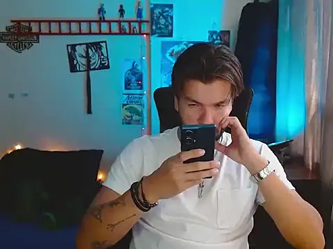 cortelioni massimo  online show from 10-24-25, 07:43