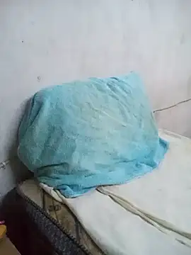 Ghost5943 online show from 10-22-25, 03:51