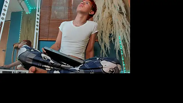 daveel hot online show from 09-24-25, 12:19
