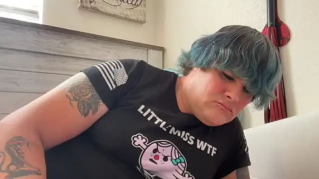 Snapshot of Julietserenity chatting on 11-23-25, 09:47 Julietserenity online show from 11-23-25, 09:47