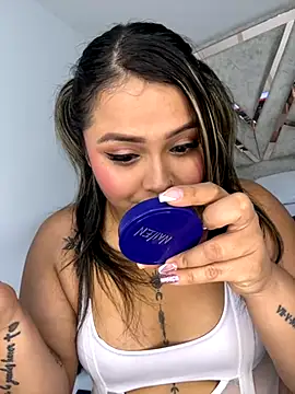 ashley-swift- online show from 11-11-25, 07:08