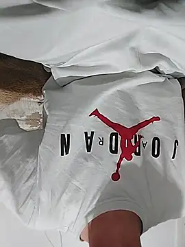 Snapshot of joette19cm chatting on 11-26-25, 09:05 joette19cm online show from 11-26-25, 09:05