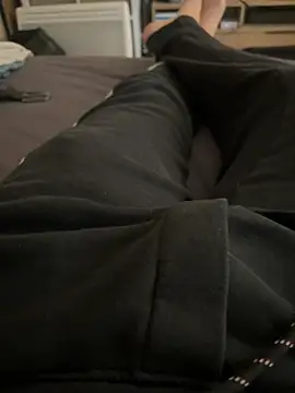 Snapshot of LesAmantsAE2 chatting on 03-04-26, 09:26 LesAmantsAE2 online show from 03-04-26, 09:26