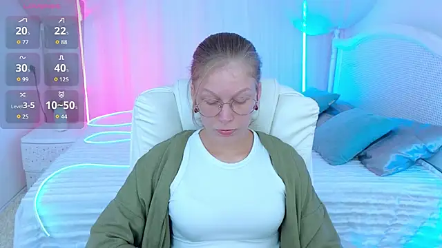 Lilly Belly online show from 09-11-25, 12:16