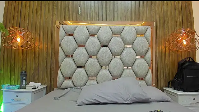 Snapshot of jeff_nick chatting on 11-21-25, 12:37 jeff nick online show from 11-21-25, 12:37