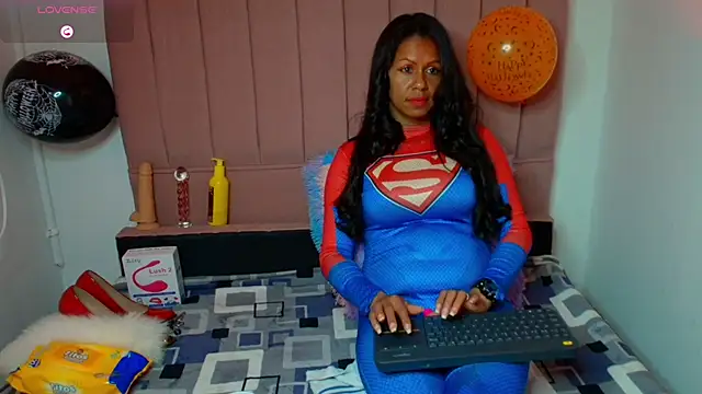 Snapshot of Catherine_mature45 chatting on 10-24-25, 04:14 Catherine mature45 online show from 10-24-25, 04:14