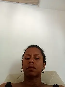 Snapshot of Catherine_mature45 chatting on 01-08-26, 07:27 Catherine mature45 online show from 01-08-26, 07:27