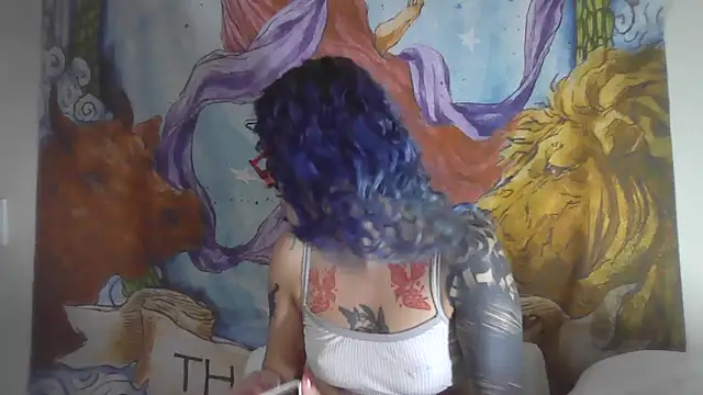 Snapshot of peetitefairy chatting on 02-11-26, 04:17 peetitefairy online show from 02-11-26, 04:17