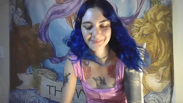 Snapshot of peetitefairy chatting on 02-20-26, 05:15 peetitefairy online show from 02-20-26, 05:15