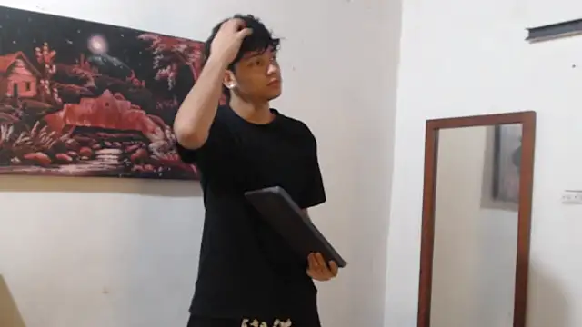 alice julls online show from 11-15-25, 07:43