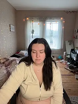 Snapshot of goddesskass chatting on 11-24-25, 03:01 goddesskass online show from 11-24-25, 03:01