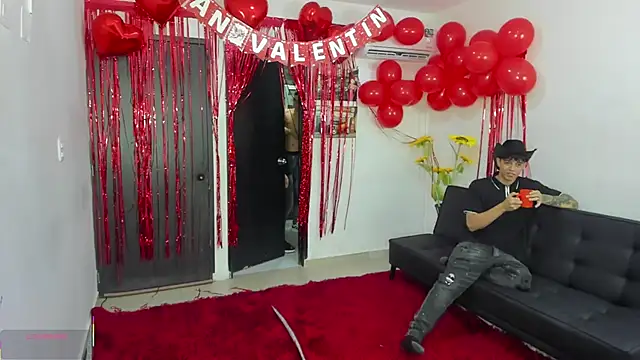 Playhardsex  online show from 02-10-26, 10:58