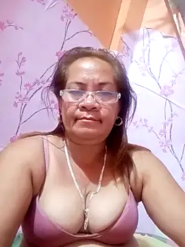 Snapshot of vickyhot1966 chatting on 10-30-25, 03:02 vickyhot1966 online show from 10-30-25, 03:02