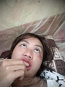 Dung-Thao19 online show from 10-26-25, 08:59