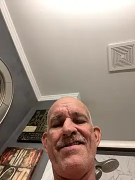 RightSized62 online show from 11-06-25, 02:18