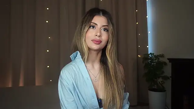 GeorginaHarn online show from 11-15-25, 08:33