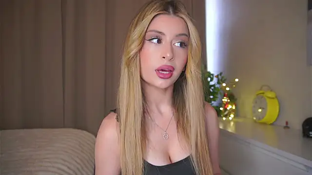 GeorginaHarn online show from 03-28-26, 08:03