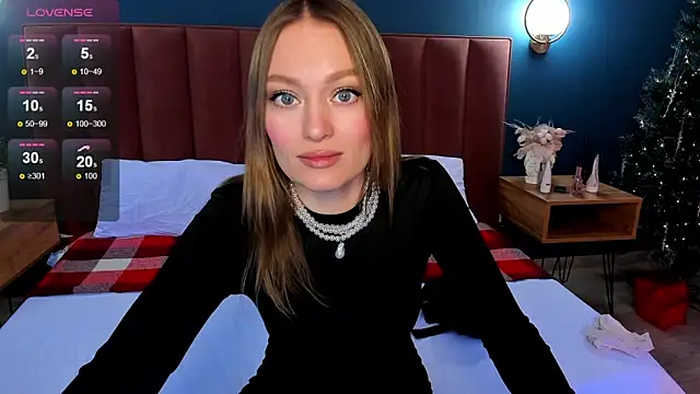 EvelynPoole online show from 12-22-25, 03:36