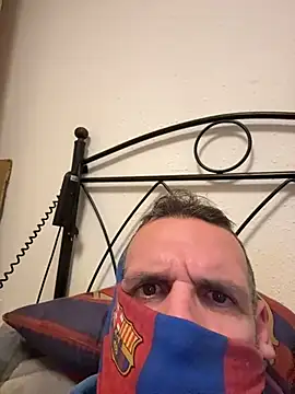 Snapshot of gigolobcn chatting on 01-05-26, 07:39 gigolobcn online show from 01-05-26, 07:39