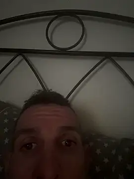 Snapshot of gigolobcn chatting on 01-06-26, 10:08 gigolobcn online show from 01-06-26, 10:08