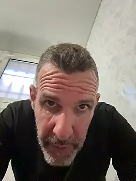 Snapshot of gigolobcn chatting on 01-07-26, 02:30 gigolobcn online show from 01-07-26, 02:30