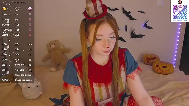 BellaQueenss online show from 10-31-25, 10:27