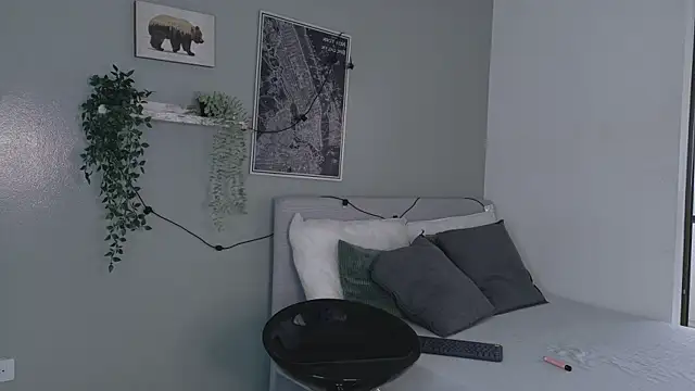 Nickifox   online show from 11-24-25, 07:35