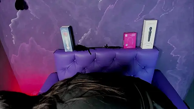 Lili milk20 online show from 10-10-25, 07:46